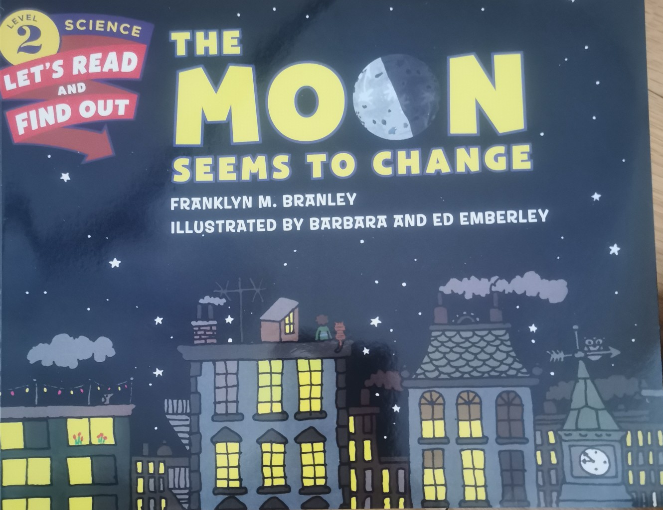 the moon seems to change
